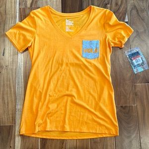 Women’s Nike University of Tennessee Volunteers shirt